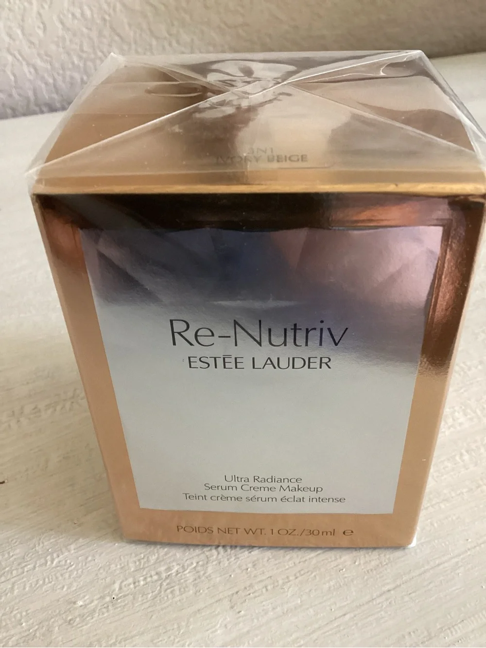 RE-NUTRIV Foundation ULTRA RADIANCE SERUM CREME MAKEUP FOUNDATION 3N1 Ivory Bei